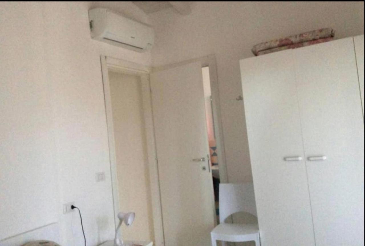 Villetta Federico climatizzata con giardino privato Viddalba Esterno foto