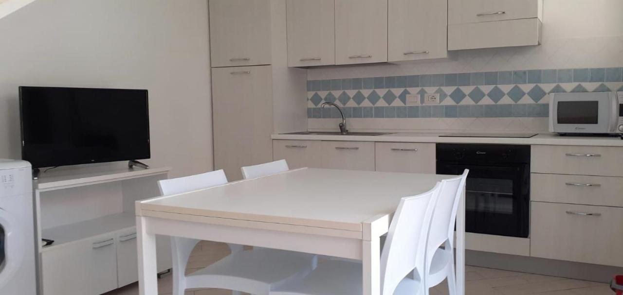 Villetta Federico climatizzata con giardino privato Viddalba Esterno foto