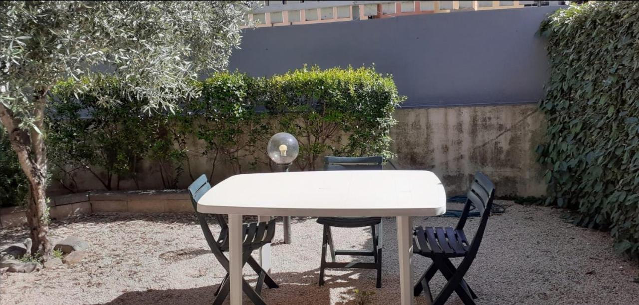 Villetta Federico climatizzata con giardino privato Viddalba Esterno foto